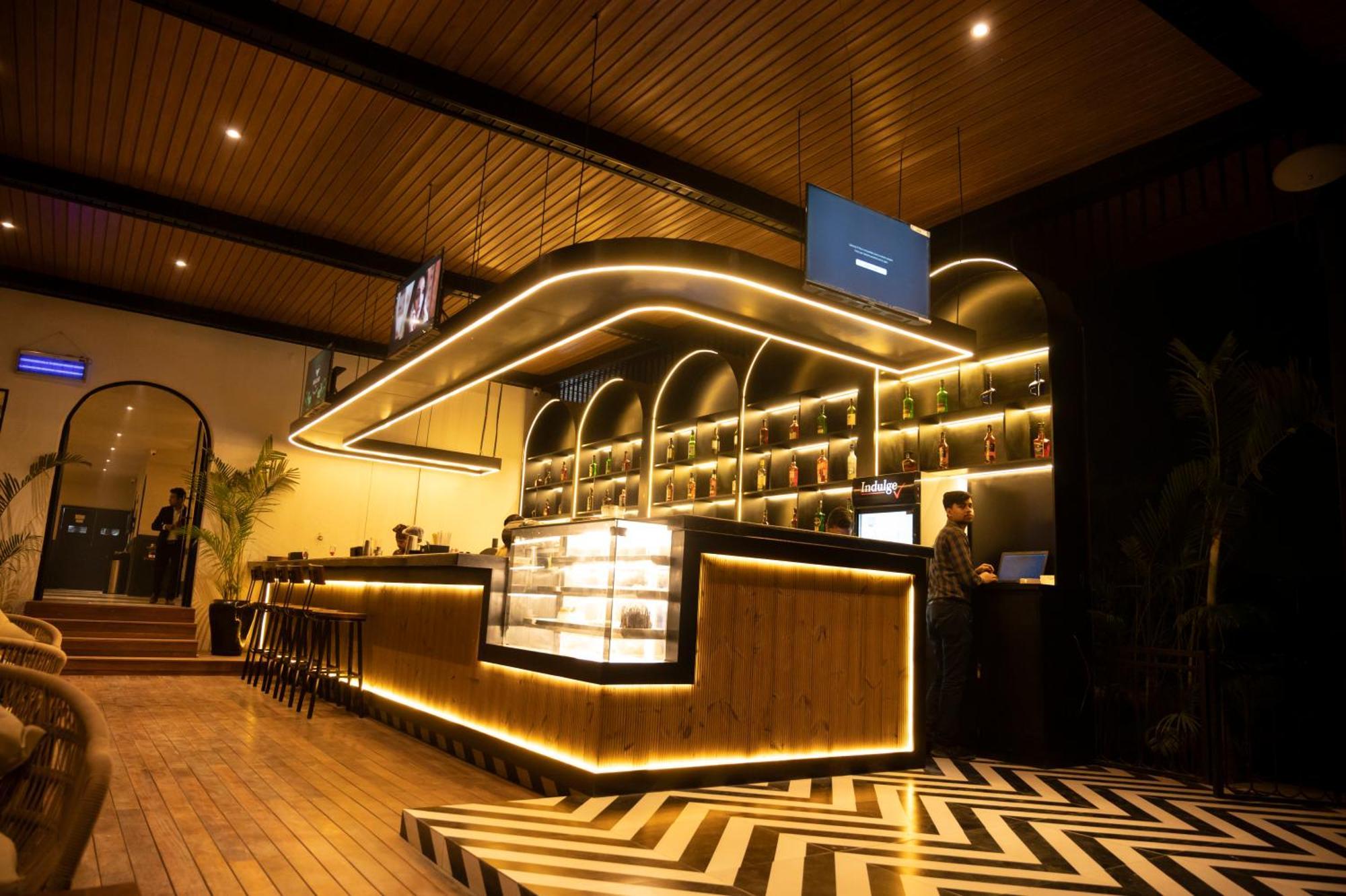 Vintclub Resort Lucknow Ngoại thất bức ảnh
