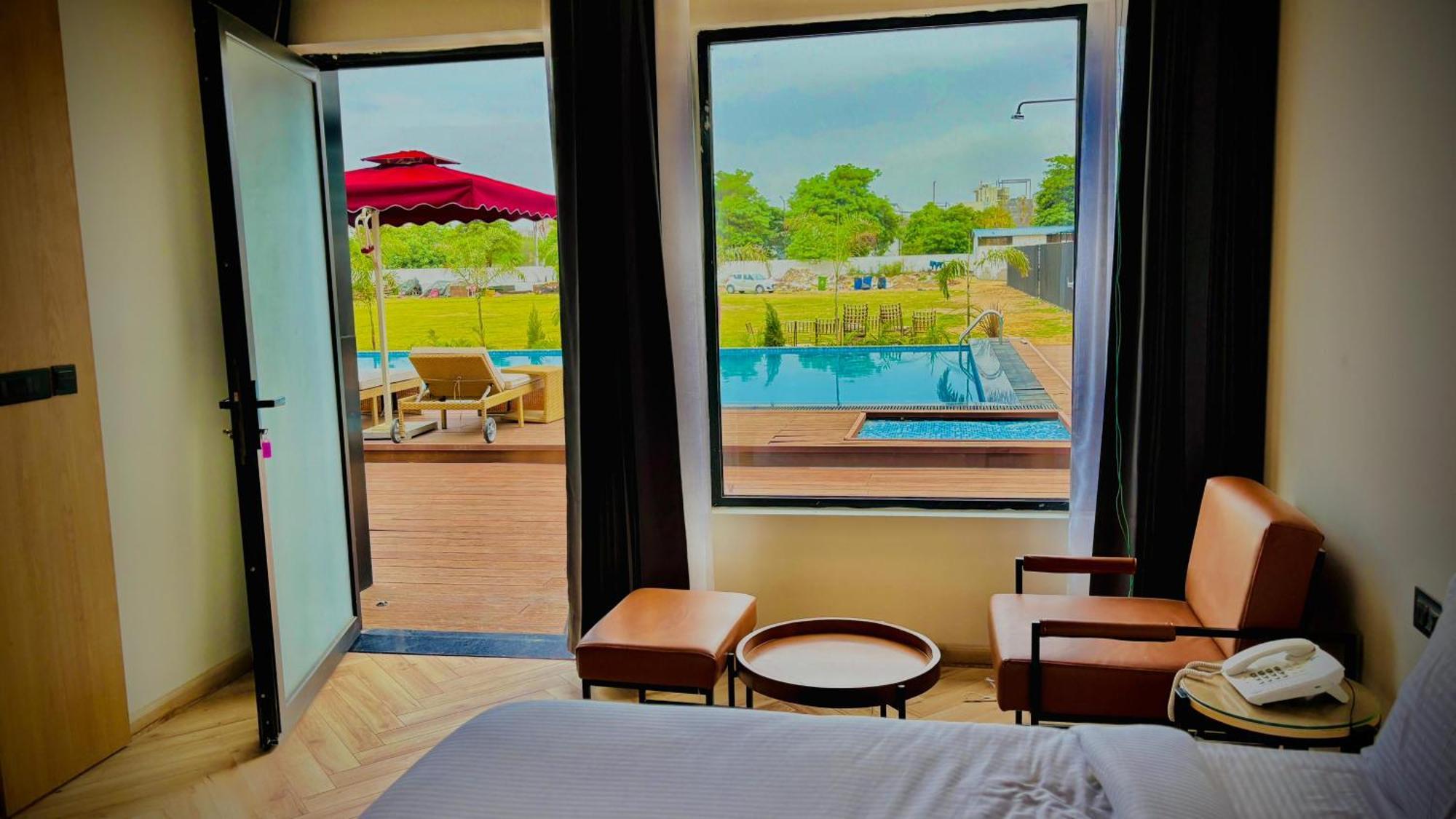 Vintclub Resort Lucknow Ngoại thất bức ảnh