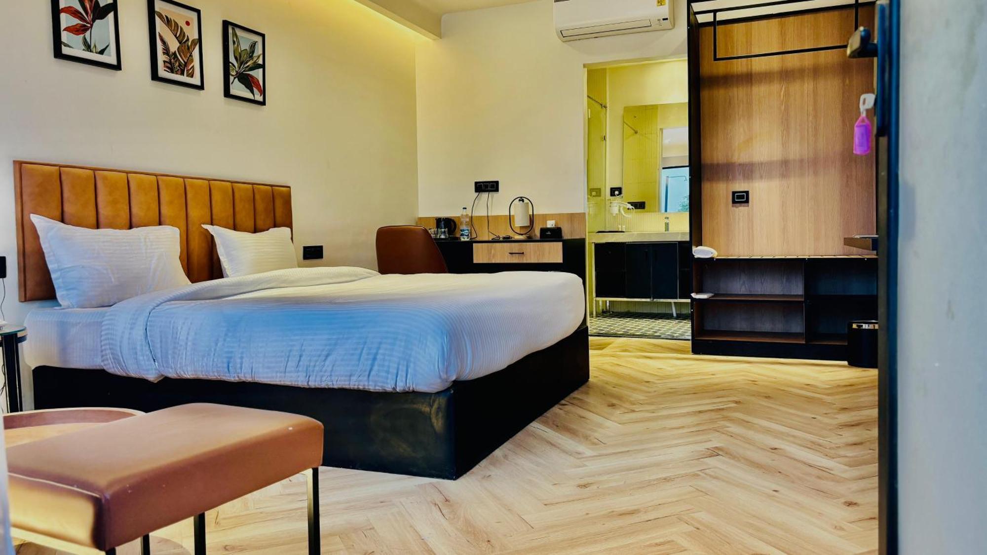 Vintclub Resort Lucknow Ngoại thất bức ảnh