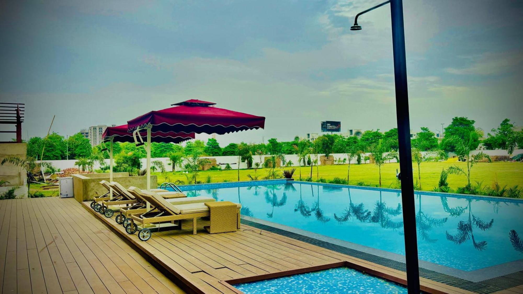Vintclub Resort Lucknow Ngoại thất bức ảnh