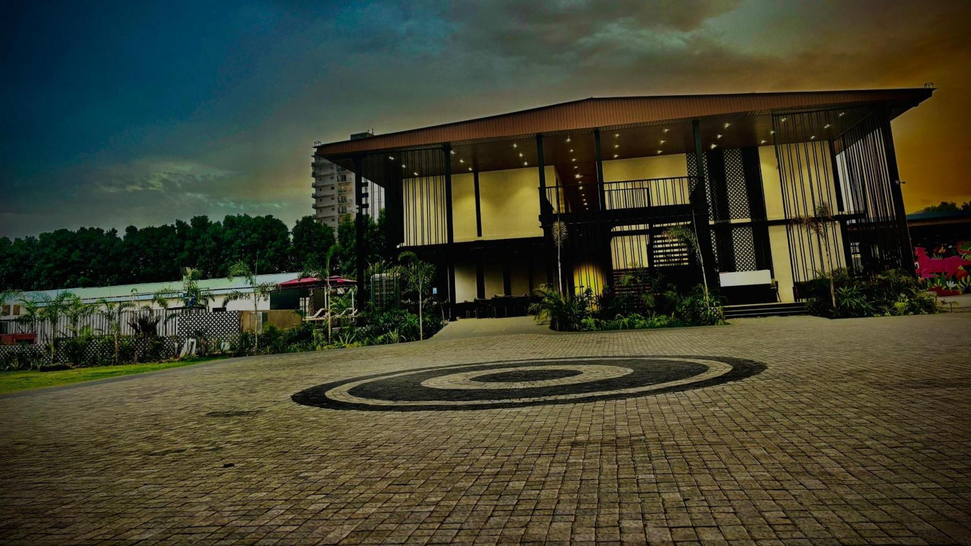 Vintclub Resort Lucknow Ngoại thất bức ảnh